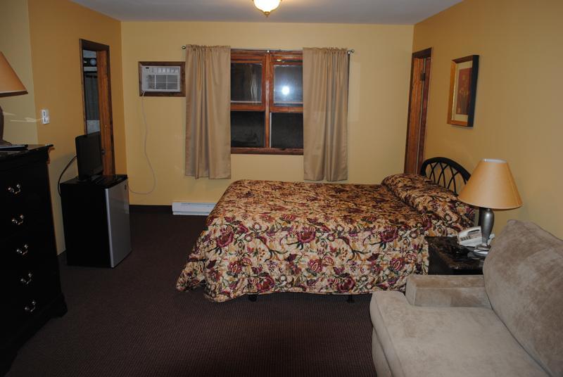 Fran Cove Motel Lake George Buitenkant foto