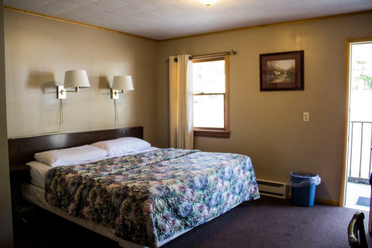 Fran Cove Motel Lake George Buitenkant foto