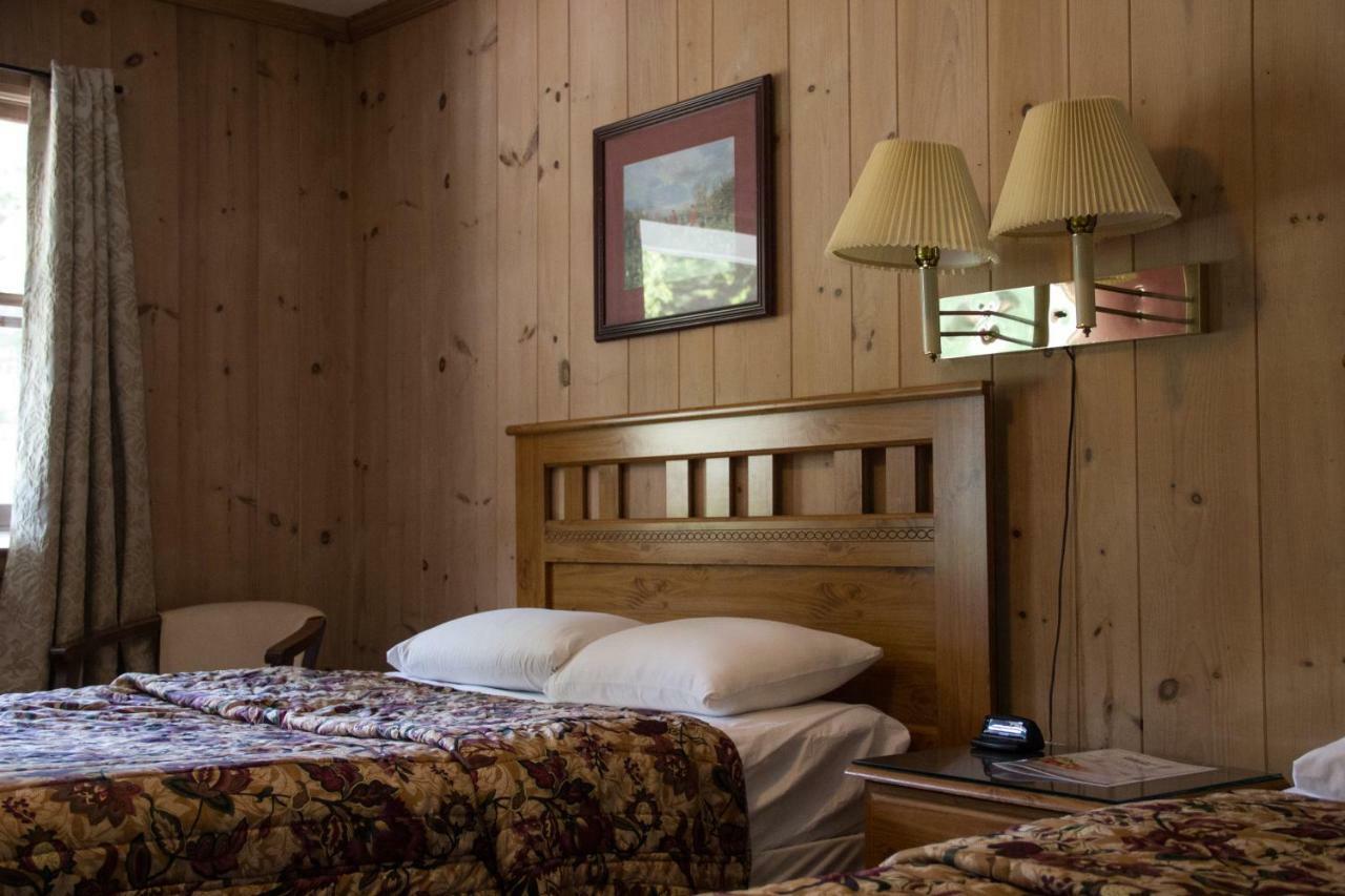 Fran Cove Motel Lake George Buitenkant foto