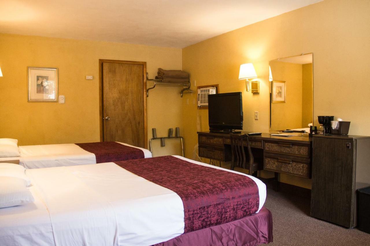 Fran Cove Motel Lake George Buitenkant foto
