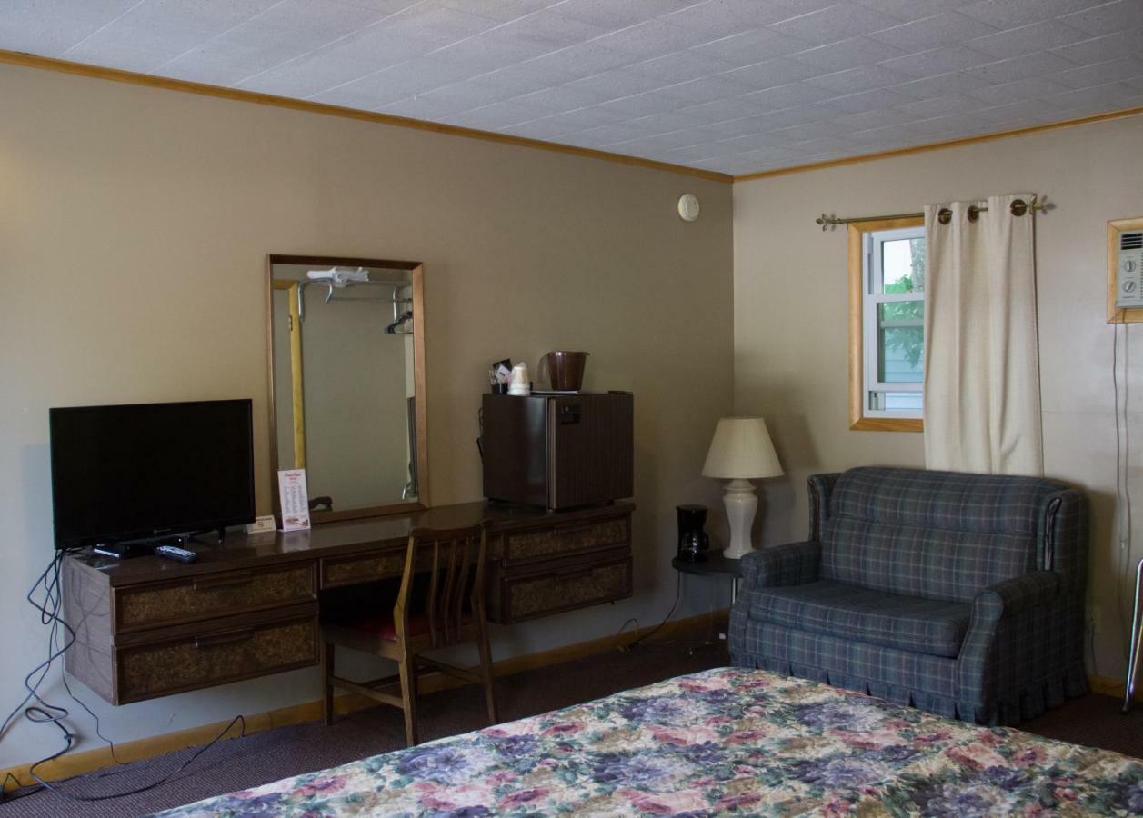 Fran Cove Motel Lake George Buitenkant foto